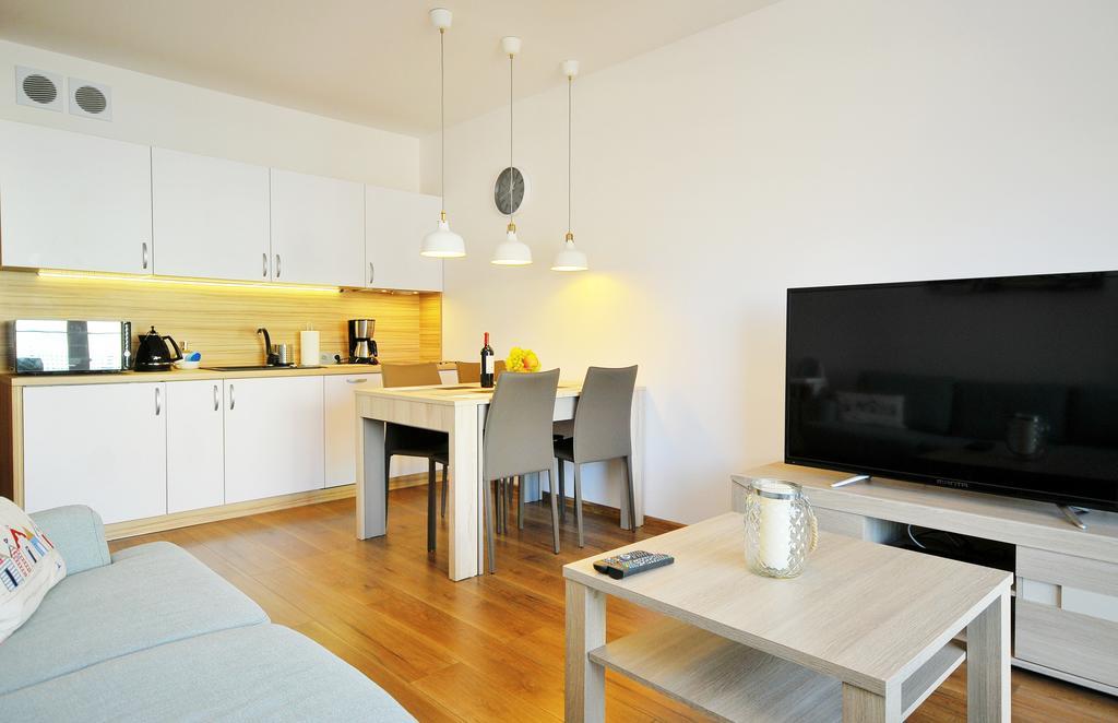 Apartamentyprzymorzu Solna 201 - W Centrum Blisko Morza 코워브제크 외부 사진