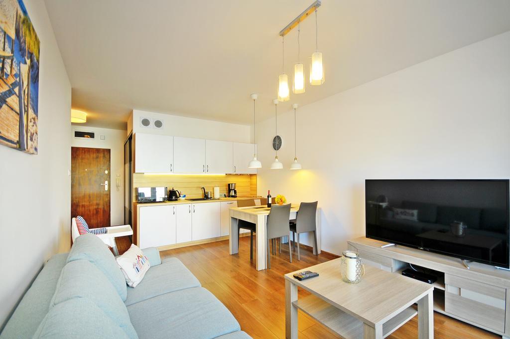 Apartamentyprzymorzu Solna 201 - W Centrum Blisko Morza 코워브제크 외부 사진